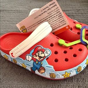 Super Mario Bros. Crocs Classic Lights Clog - Little Kid / Big Kid - Red